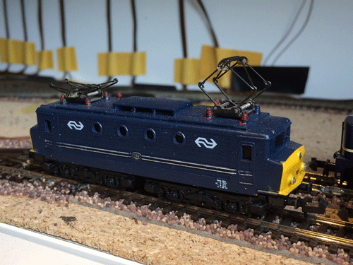 NS 1100 blauw botsneus, minitrix