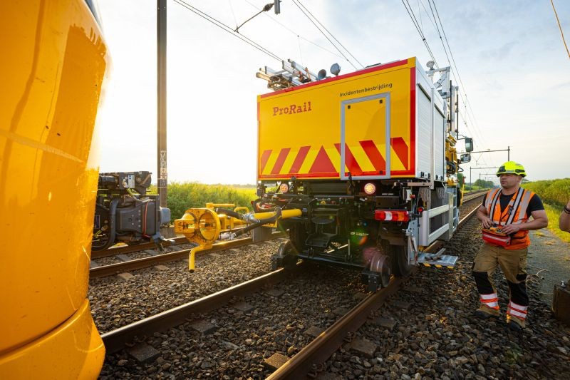 Achterzijde Unimog Pro Rail.jpg