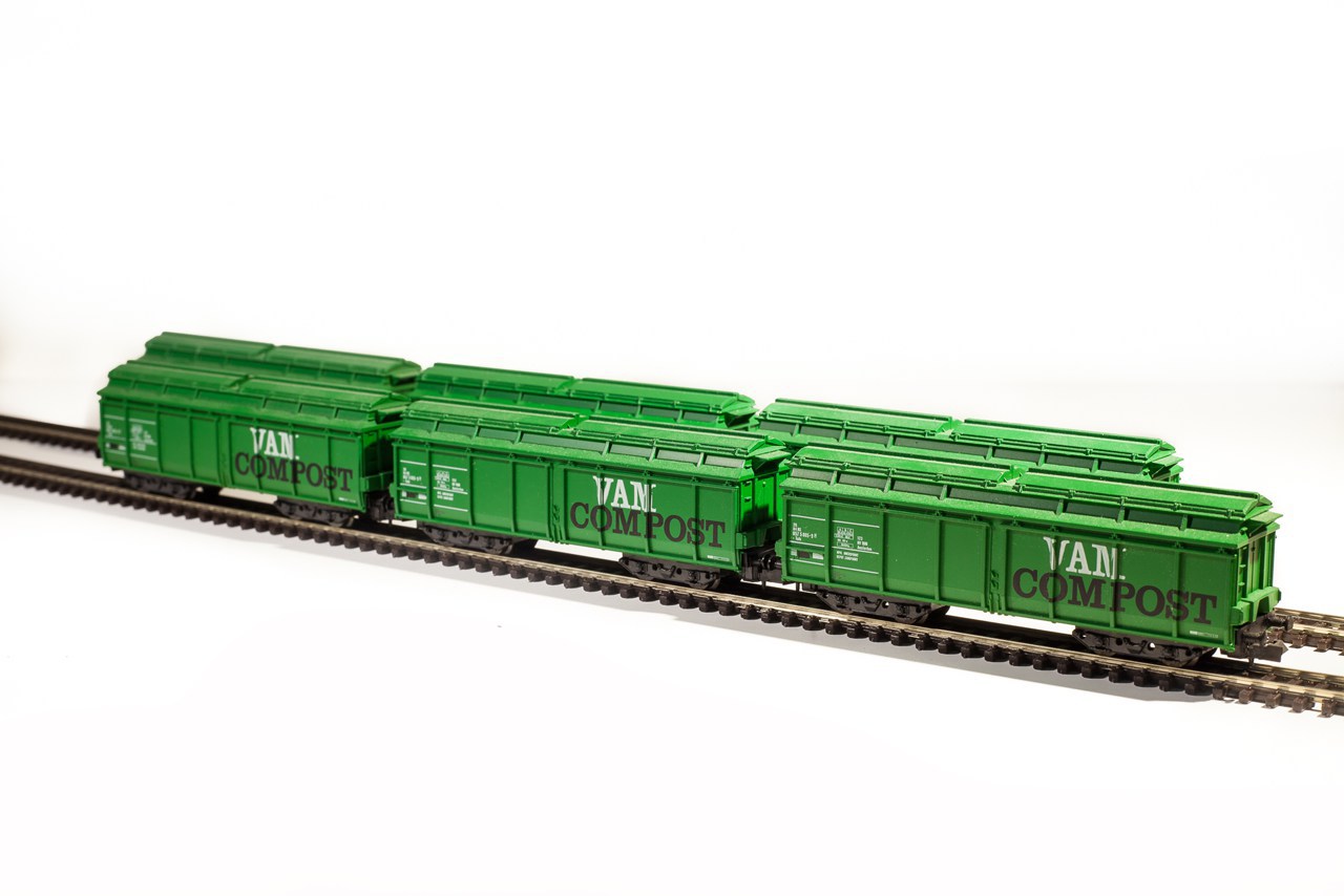 6 VAM Compost wagons (Roco)