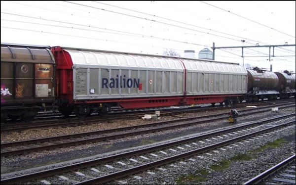 Habbiins met wagennummer 2740 298-7 te Hengelo (afbeelding http://manuelspot.nl/manuelspot%202.1_bestanden/Goederenwagens.htm )